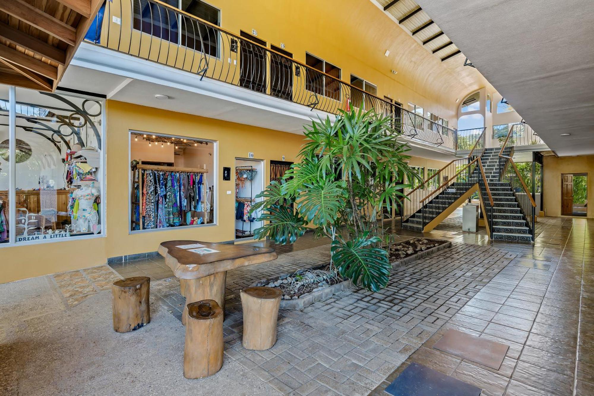 Hotel Tamarindo Inn - 1 Mi To Tamarindo Beach Eksteriør bilde